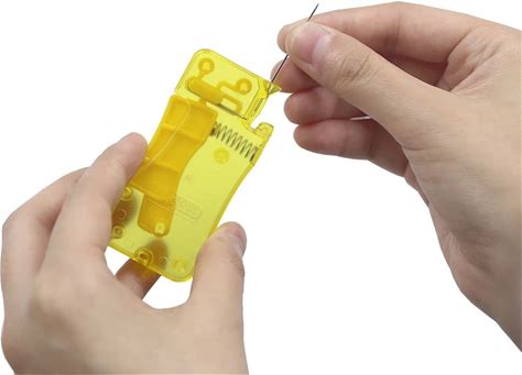 Auto Needle Threader For Hand Sewing New Simple Tool For Sewing Needle Device For Hand Stitching Machine Quick Needle Threading