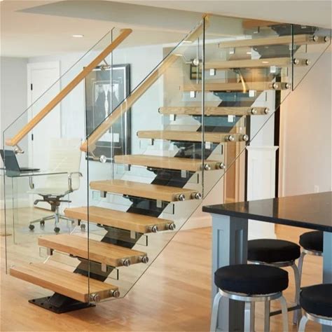 Factory Prices Customized Central Beam Staircase Indoor Staight Staircase Mono Stringer Stair Kits