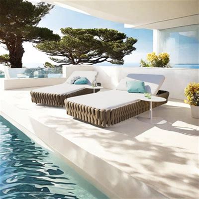 Resort-Style Outdoor Lounger Outdoor Fabric Chaise Lounge Set Brown
