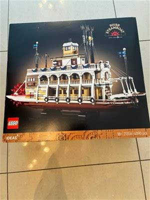 LEGO Ideas River Steamboat 21356 Building Kit