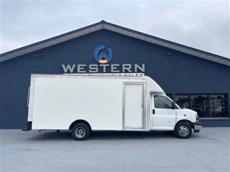 2020 GMC Savana 3500 Fedex Van Box Trucks & Cube Vans