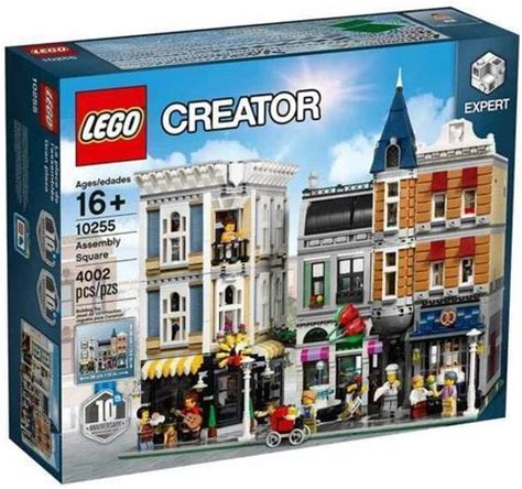 LEGO Creator Expert: Assembly Square (10255)
