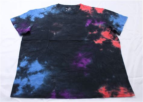 Linus Tech Tips Men's Short Sleeve Crew Neck Tie Dye Shirt EH6 Black Size 2XL. Linus Tech Tips. Black. T-Shirts.