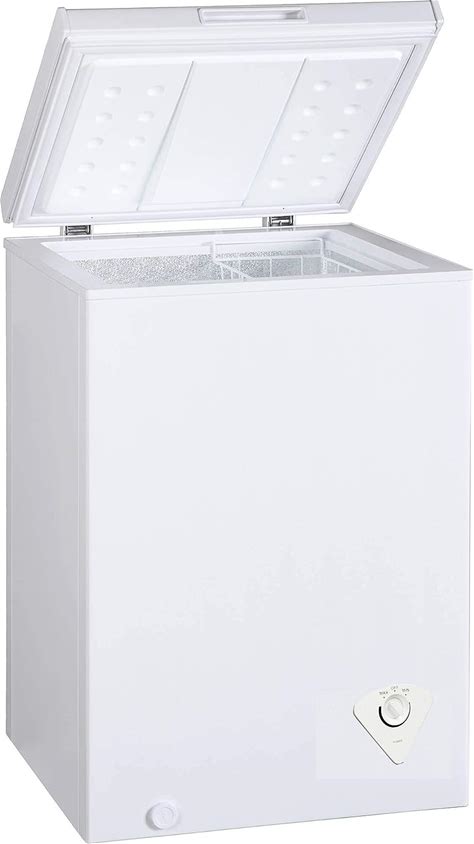 Arctic King 3.5 Cu Ft Chest Freezer, White