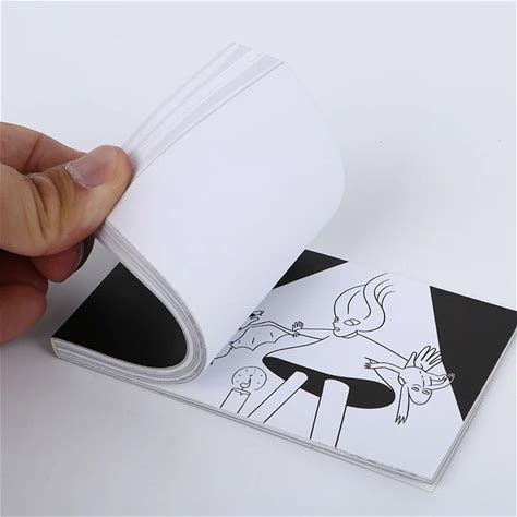 Custom Flip Books For Sketching Blank Flipbook Animation With Hard Cover And Sewn Binding Made Of Kraft Cardboard Coated Paper