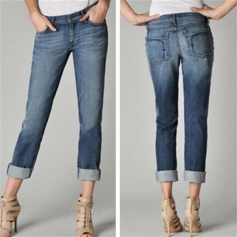 Fidelity Axl Relaxed Girlfriend Dark Wash Jeans. Size 25