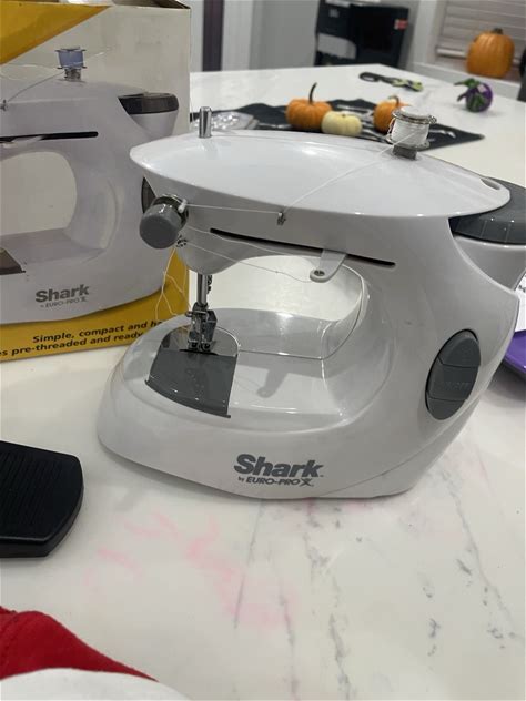 Shark Euro Pro X Basic Portable Sewing Machine Model 998A New In Box