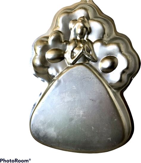 Princess Cake Pan Mold Wilton For Mattel 2105-8934 14"Hx 10"W