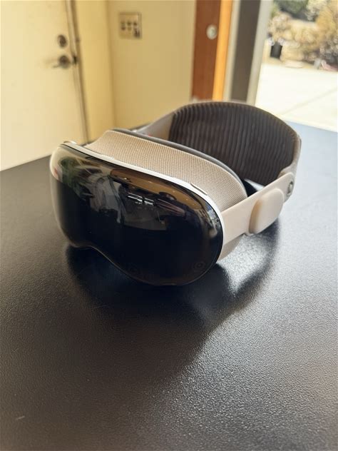 Apple Vision Pro Vr Headset 1Tb - 21 W Excellent W/