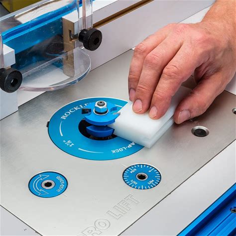 Router Bit Set-Up Jig For 40431 Shaker Stile And Rail Router Bits