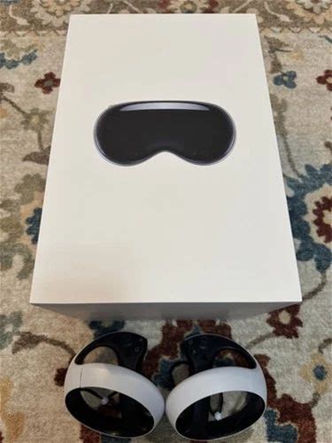 Apple Vision Pro M5 Headset 256Gb Spatial Computer VR Headset Wpsvr2 Controllers