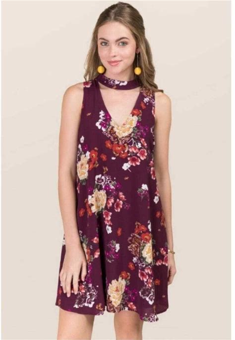 Francescas Crisscross Vneck Floral Dress Womens Size Small