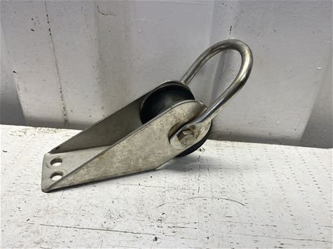 Stainless Anchor Roller. Anchoring, Docking.