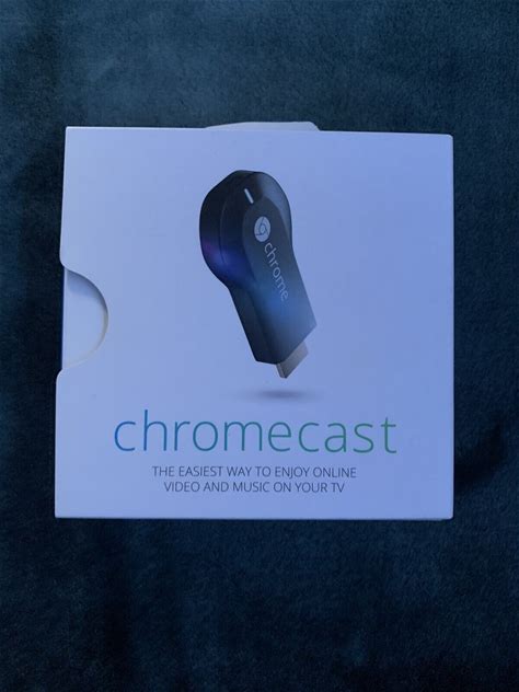 Google Chromecast (1St Generation) Streaming Media Player - H2G2-42 (Black)