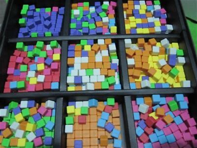 Bloxels: Build Your Own Video Game Coding Starter Kit W/Extra Blocks Lot A012