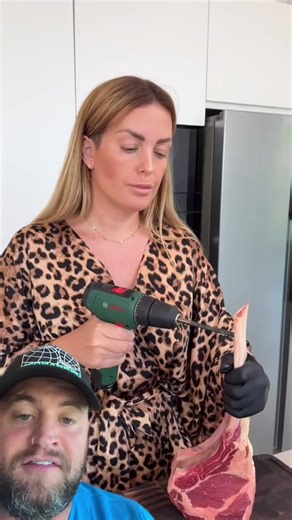 #duet WHAT IS GOING ON HERE THEN ? @Velcheva Julia - IG - richardsalesofficial #viral #xybzca #FYP