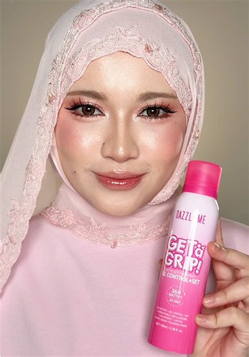 kalini extreme sikit i buat weartest setting spray hahahahahah surprisingly masih helok terletak ye #settingspraysizebesar #dazzlemebeauty