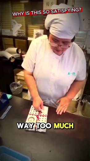 Xmas Gift Wrapping That Looks Too Easy 🤯 #XmasGifts