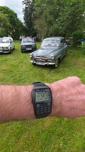 Casio Vintage DBC-32 at a Classic Car Show — Retro Meets Retro! ⌚🚗 | 4K