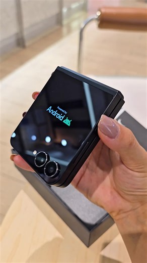 Samsung Flip 7 Transparent Phone Digital Technology#samsung #samsunggalaxy #fyp #viral