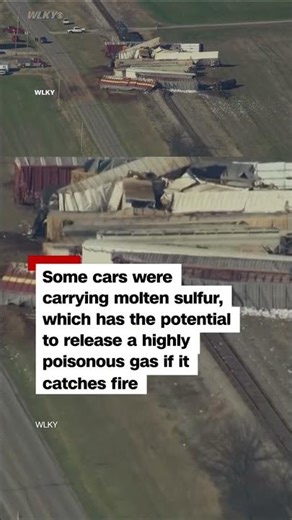 Train derails in Kentucky leaving over 30 rail cars off the tracks