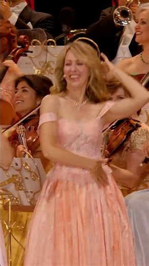 Ready to party? 🥳 Enjoy some of the most festive moments from the new DVD! Out now 👉 andrerieu.com