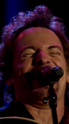 TG4 on Instagram: "AN BOSS 💪🏻 📺 Bruce Springsteen: Live in Dublin 🔔 Anocht | 22:30"