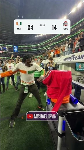 Michael Irvin BTA to Ohio State 😭 (via @michaelirvin)