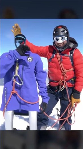 This Humanoid Robot Climbed a 20,000-Foot Volcano
