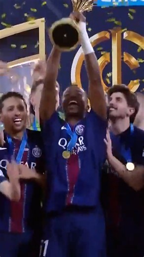 The moment PSG conquered the Globe 🔥 | PSG - Paris Saint-Germain