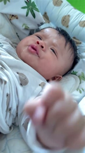 Cutest Baby Moments That Will Make You Smile!😄 #shorts #shortvideo #adorable #mom #dad