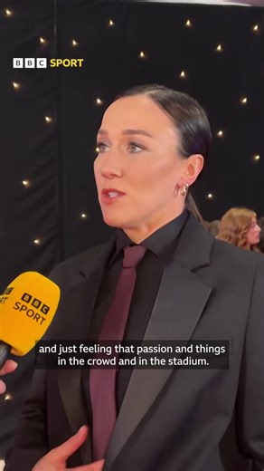 Lucy Bronze shares how the Red Roses winning the Rugby World Cup inspired her. 🌟 | BBC Sport