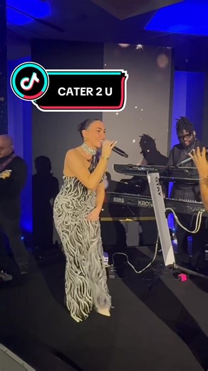 Beyoncé and Destiny's Child Gala Performance Highlights