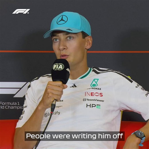 "When it clicks, you fly" 🗣️ George Russell commends Hamilton's recent performance at Ferrari
