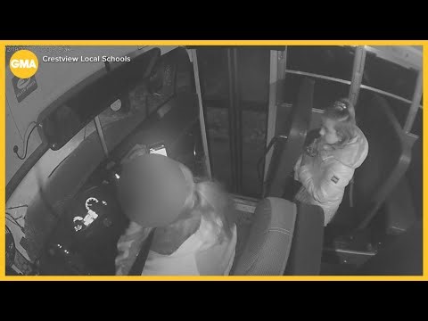 Hero middle schoolers help save bus driver