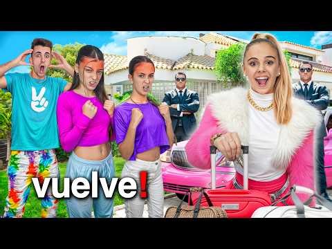 LA NIÑA POPULAR VUELVE POR SORPRESA...*se lia mucho!*