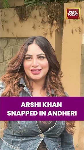 Arshi Khan, Indian Model, Snapped by Paparazzi in Mumbai's Andheri | #shorts