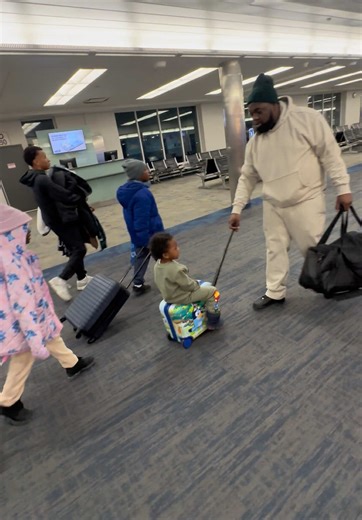 Right off the plane ✈️ and to @Universal Orlando Resort | universal orlando