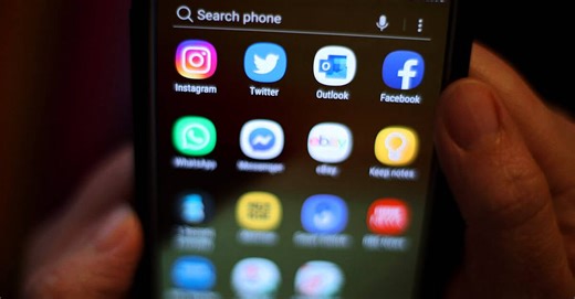 Social media videos may be leading to cognitive decline, research shows | BreakingNews