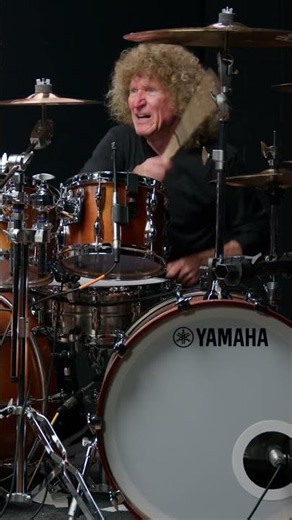 Tommy Aldridge & Billy Sheehan Take on Phil Demmel’s Riff Challenge! 🔥