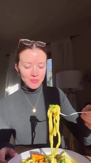 Honey Turmeric Salmon with Curry Udon Broth Recipe