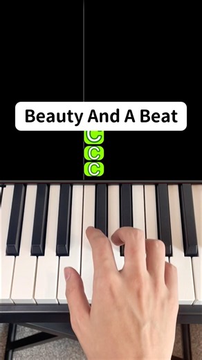 Beauty And A Beat (Piano Tutorial) #treading #piano