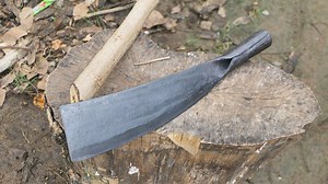 How to Forge a BLACK KNIFE With Some Simple Techniques of a Rural Blacksmith Like and share for more! | Forged Creations