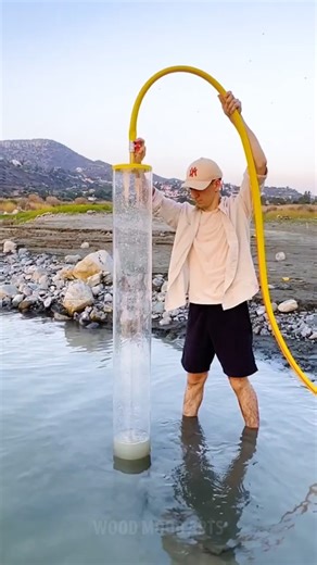 He Turned Plastic Pipe Into an Art Piece 🖼👨‍🎨