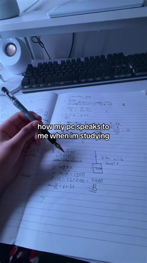 🫠 #fyp #pcgaming #pcsetup #studying | pc