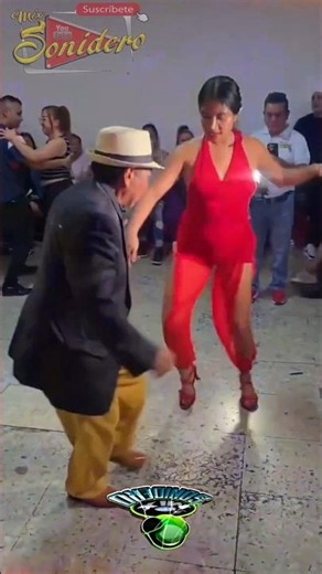 Cómo Es tu Abuelo Para Las Cumbias #bailessonideros #baile #cumbia #cumbiasdeestreno