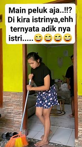 341K views · 675 reactions | Main peluk aja..!!? Di kira istrinya,ehh ternyata adik nya istri..... #fyp #viral #melisafitria #trending @sorotan | Melisa Fitria | Facebook