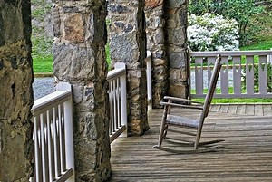 18 DIY Rocking Chair Plans You Can Build Today (with Pictures) | Home Grail