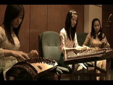 Vietnamese Traditional Music 1