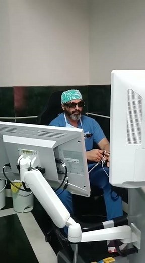 Robotic Hiatus Harnia Surgery Fundoplication Dr Hemanth kumarFortis Hospital #robotics #Hernia